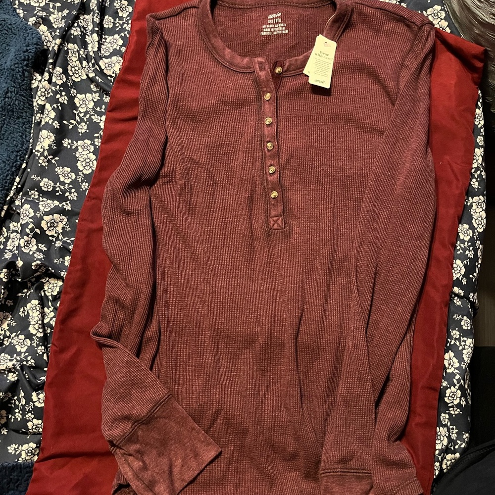 Aerie red Henley shirt size XXL